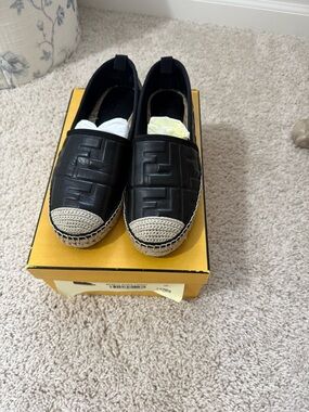 Fendi Black Leather Espadrille Flats with Natural Toe Cap